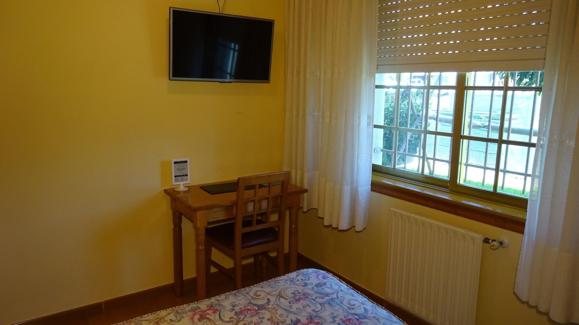 Hotel A Marisqueira I Aeropuerto A Coruna Олейрос Экстерьер фото